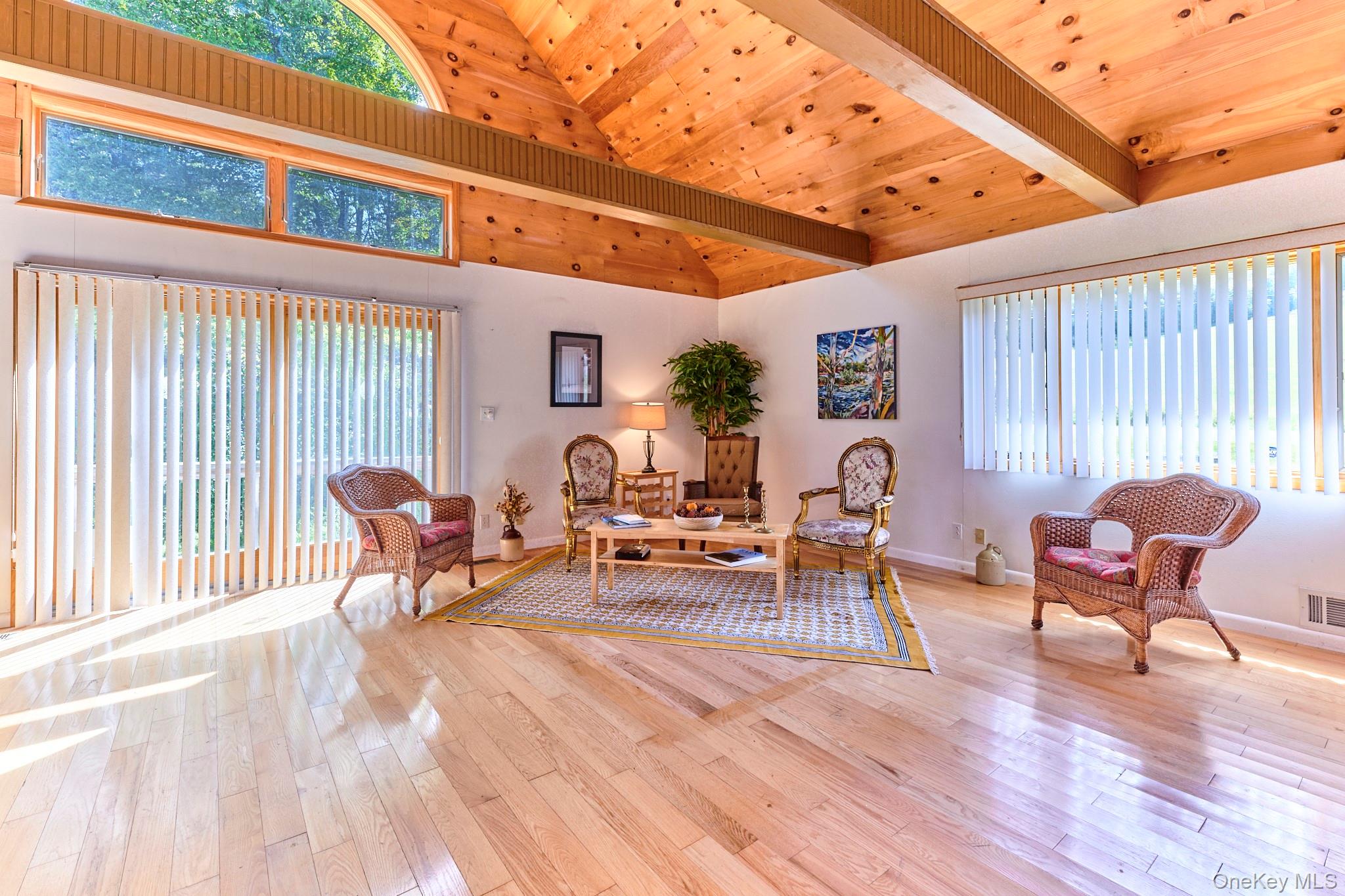 10 W Simmon, Callicoon, NY 12736