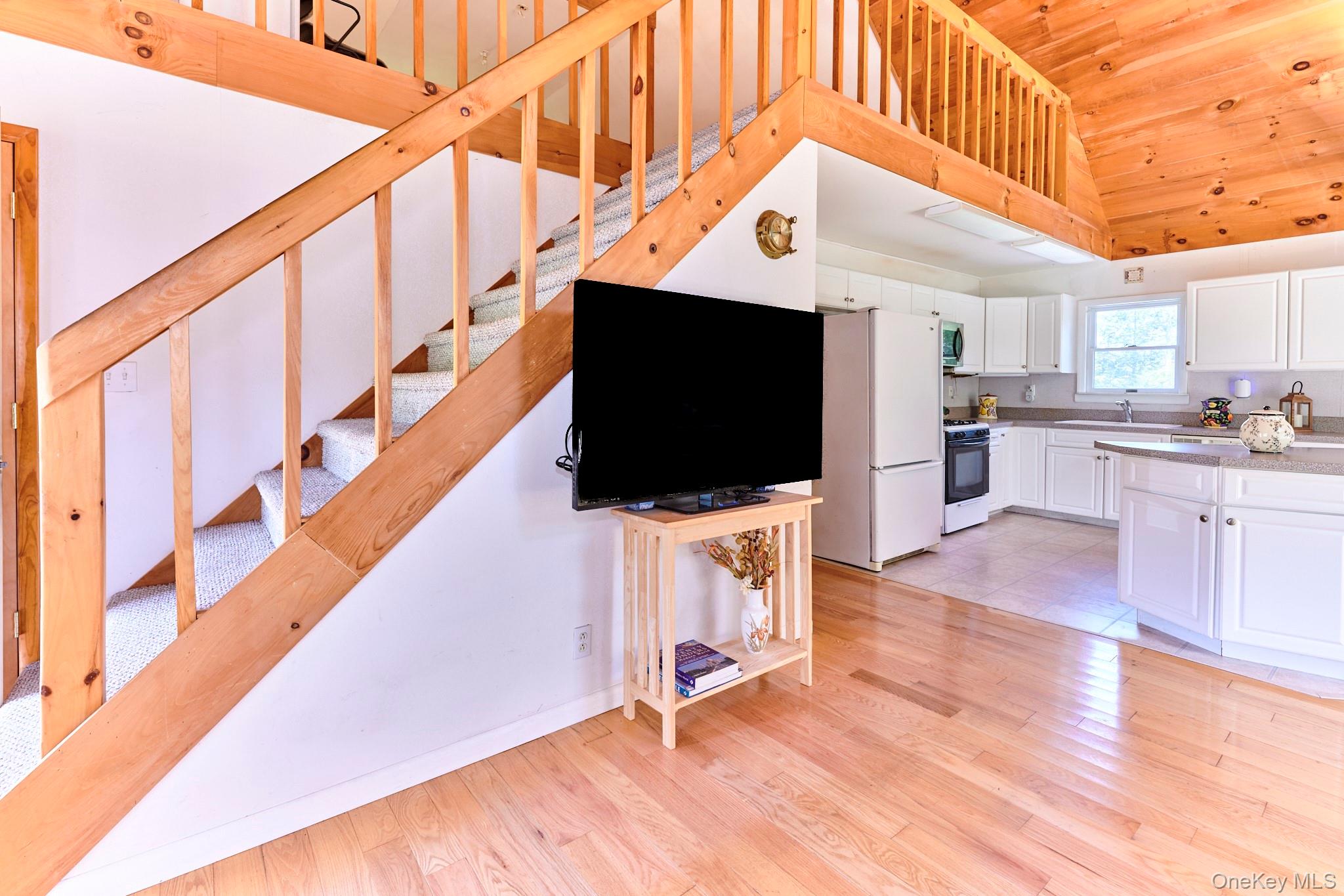 10 W Simmon, Callicoon, NY 12736