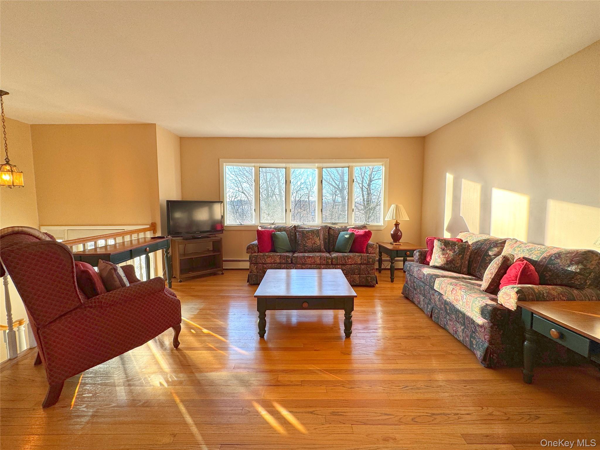 15 Ridge Road, Hopewell Junction, NY 12533