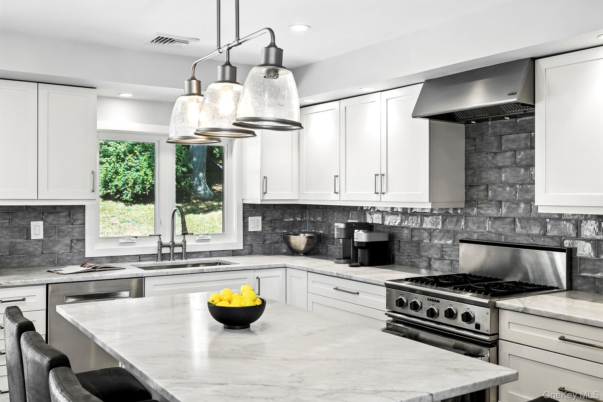 6 Whippoorwill Lake Road, Chappaqua, NY 10514