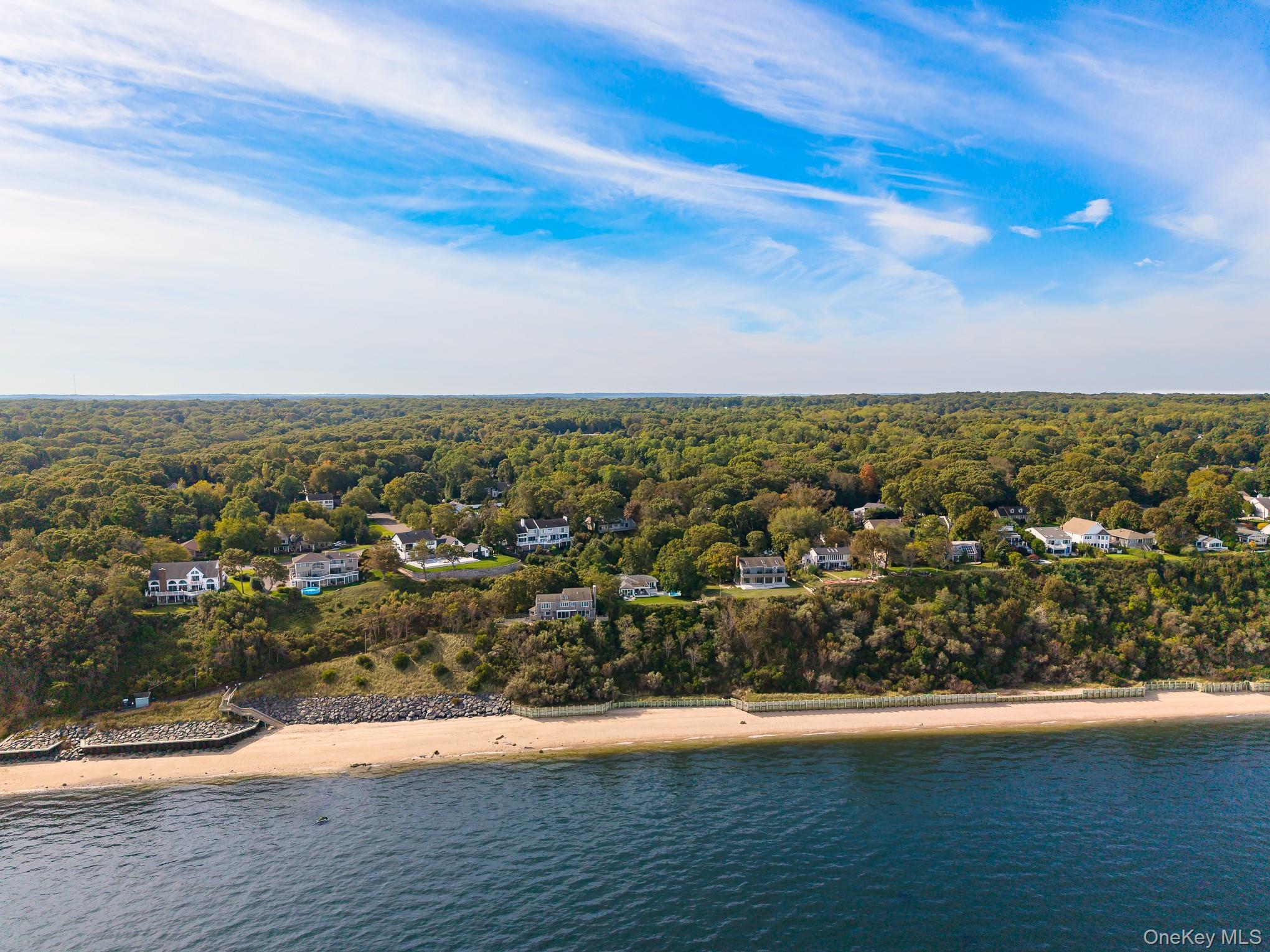 8 Sunset Lane E, Miller Place, NY 11764