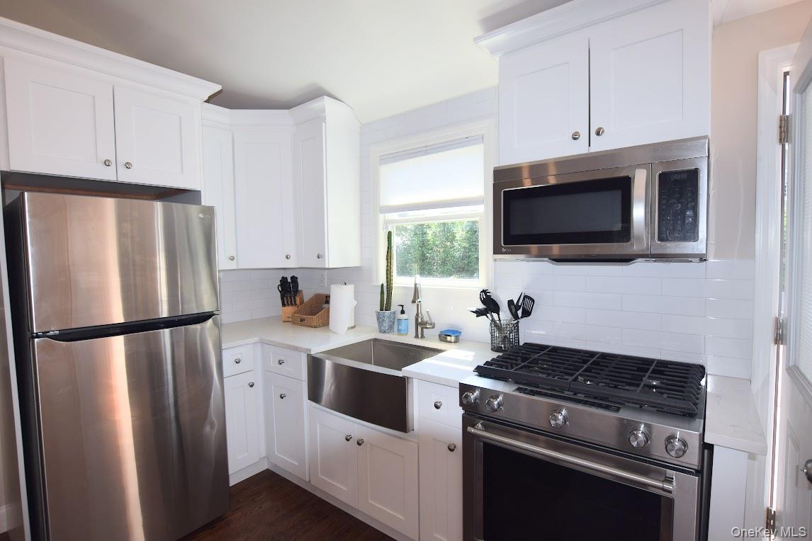 2 Otis Road, East Patchogue, NY 11772