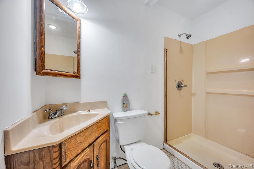 4 Cosgrove Drive, Glen Cove, NY 11542