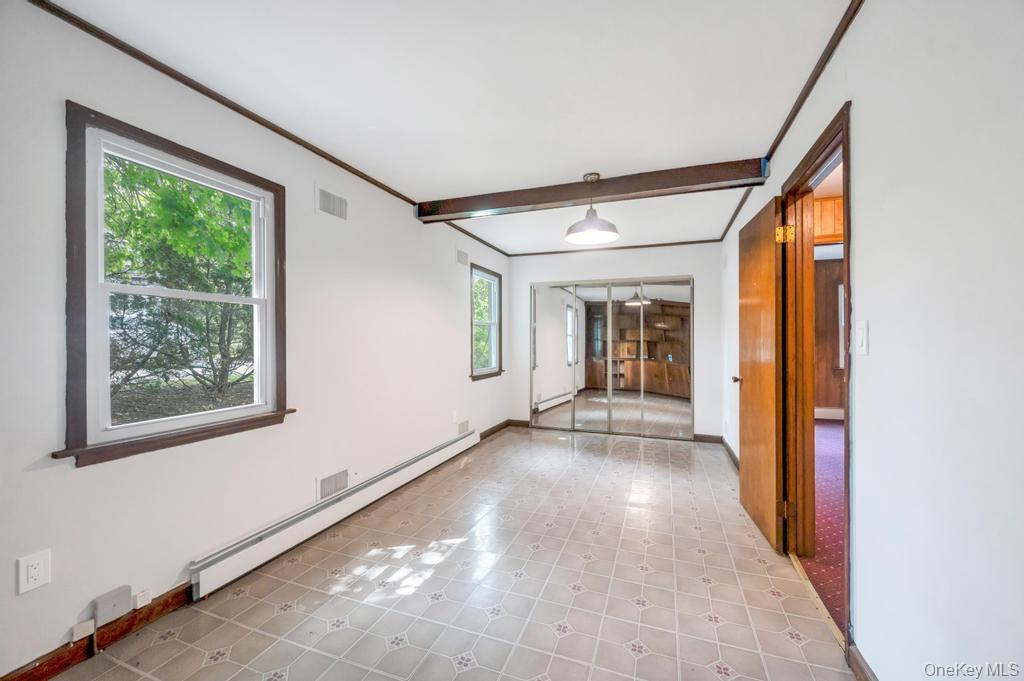 4 Cosgrove Drive, Glen Cove, NY 11542