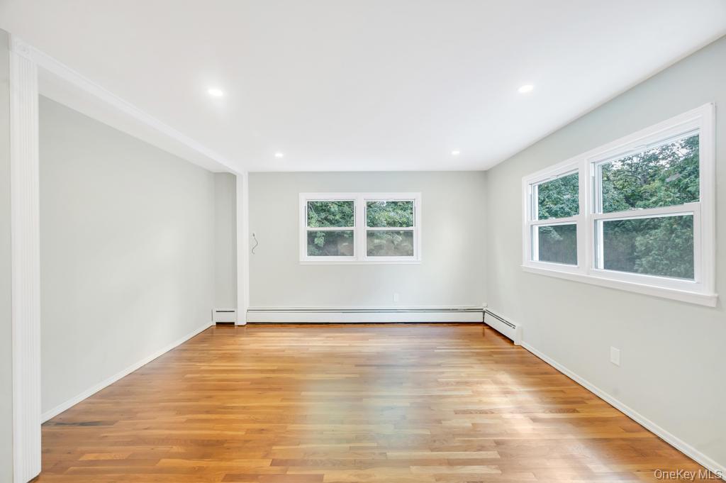 4 Cosgrove Drive, Glen Cove, NY 11542