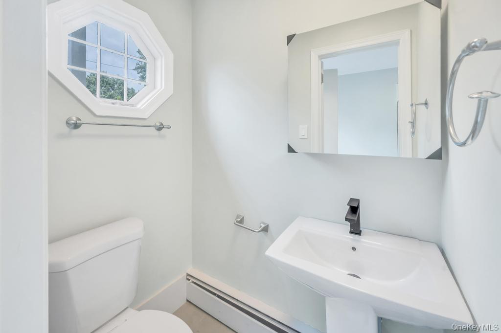 4 Cosgrove Drive, Glen Cove, NY 11542