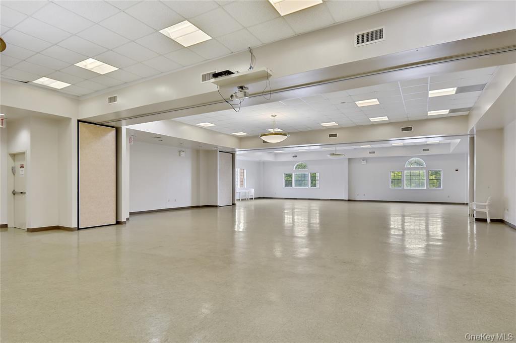 109 Neptune Lane # 5, Bronx, NY 10473