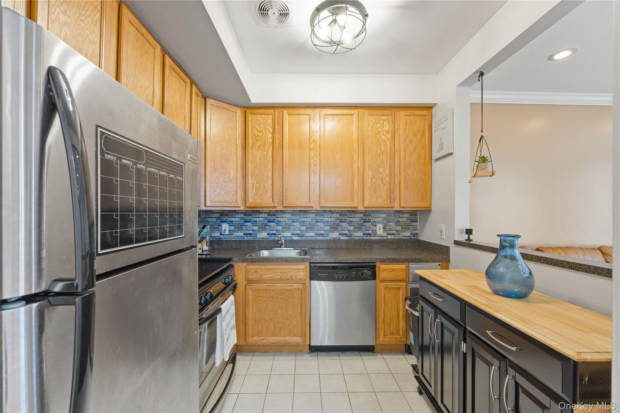 109 Neptune Lane # 5, Bronx, NY 10473