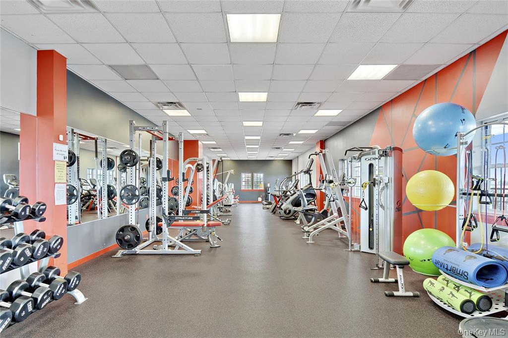 109 Neptune Lane # 5, Bronx, NY 10473