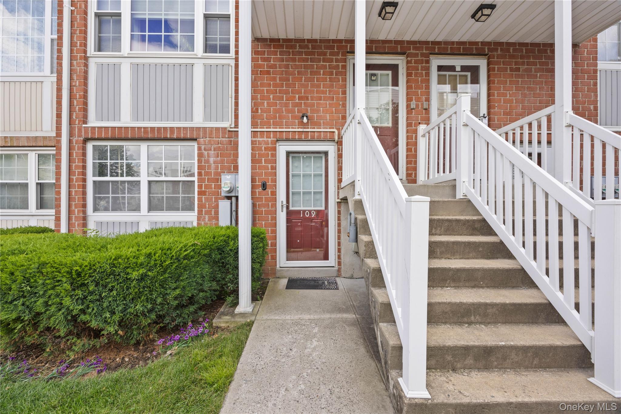 109 Neptune Lane # 5, Bronx, NY 10473