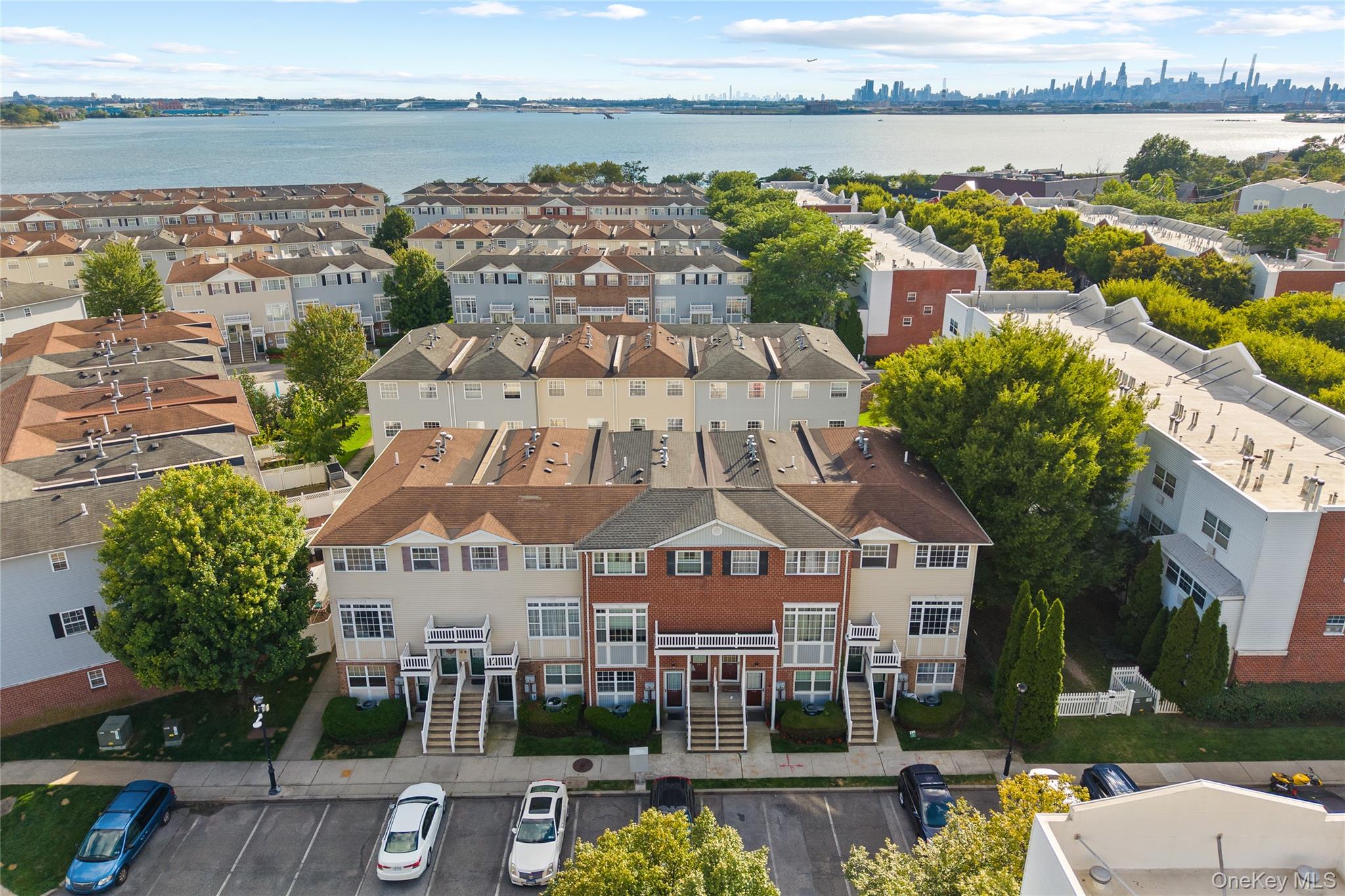 109 Neptune Lane # 5, Bronx, NY 10473