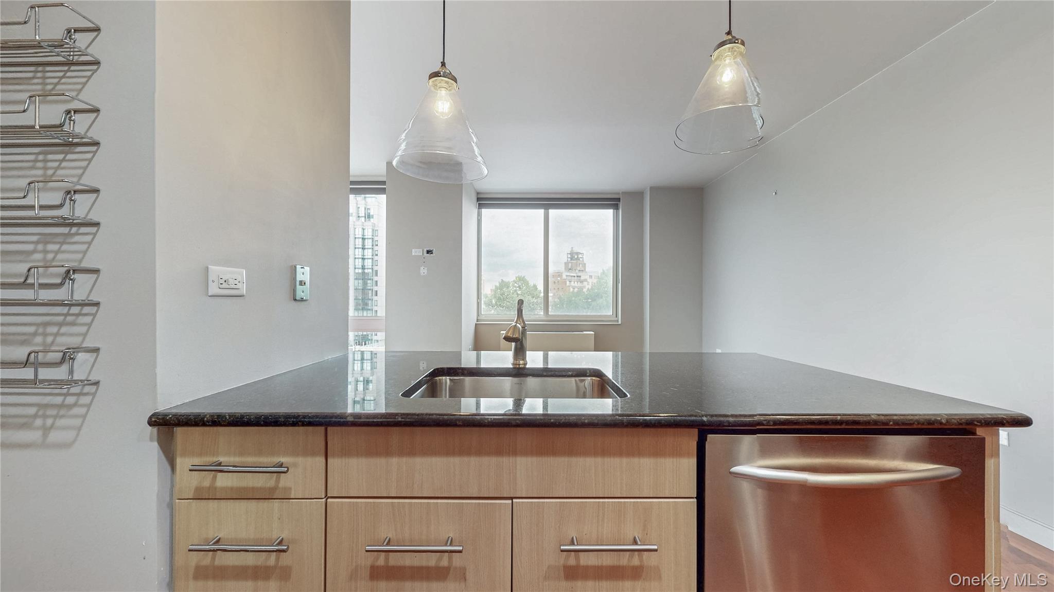 10724 71st Road # 7E, Forest Hills, NY 11375