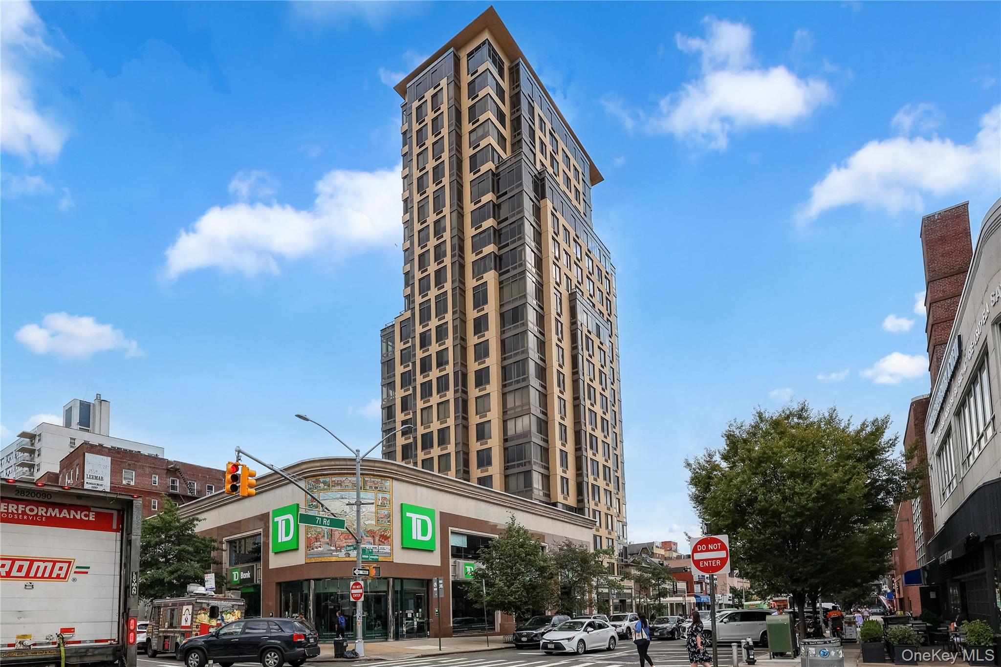 10724 71st Road # 7E, Forest Hills, NY 11375