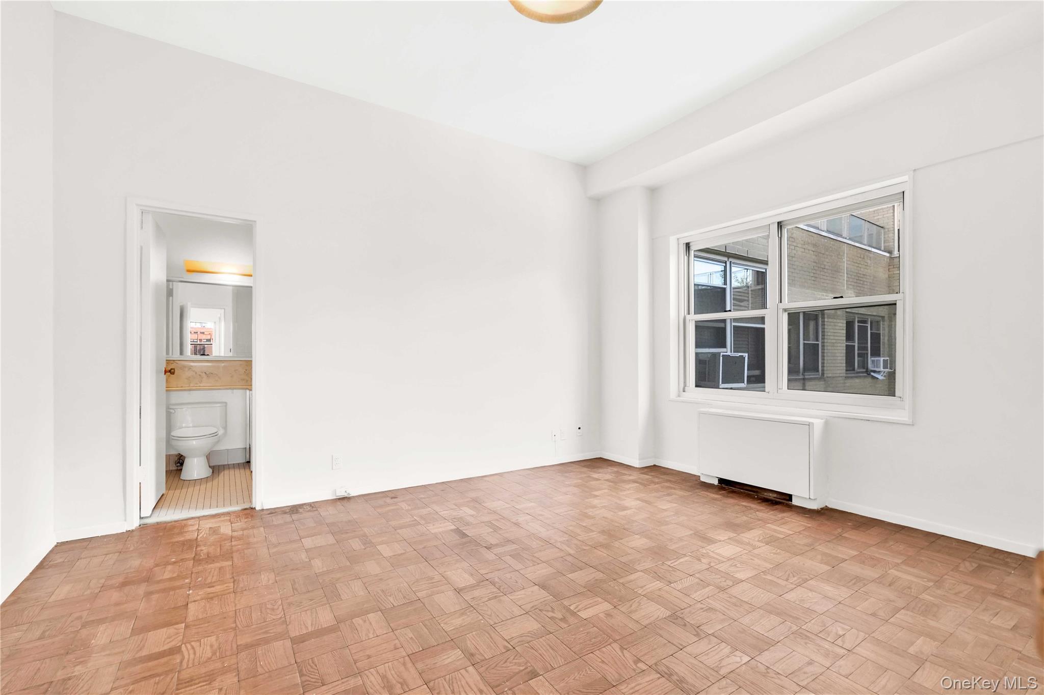 20 E 9th Street # 14O, New York (Manhattan), NY 10003