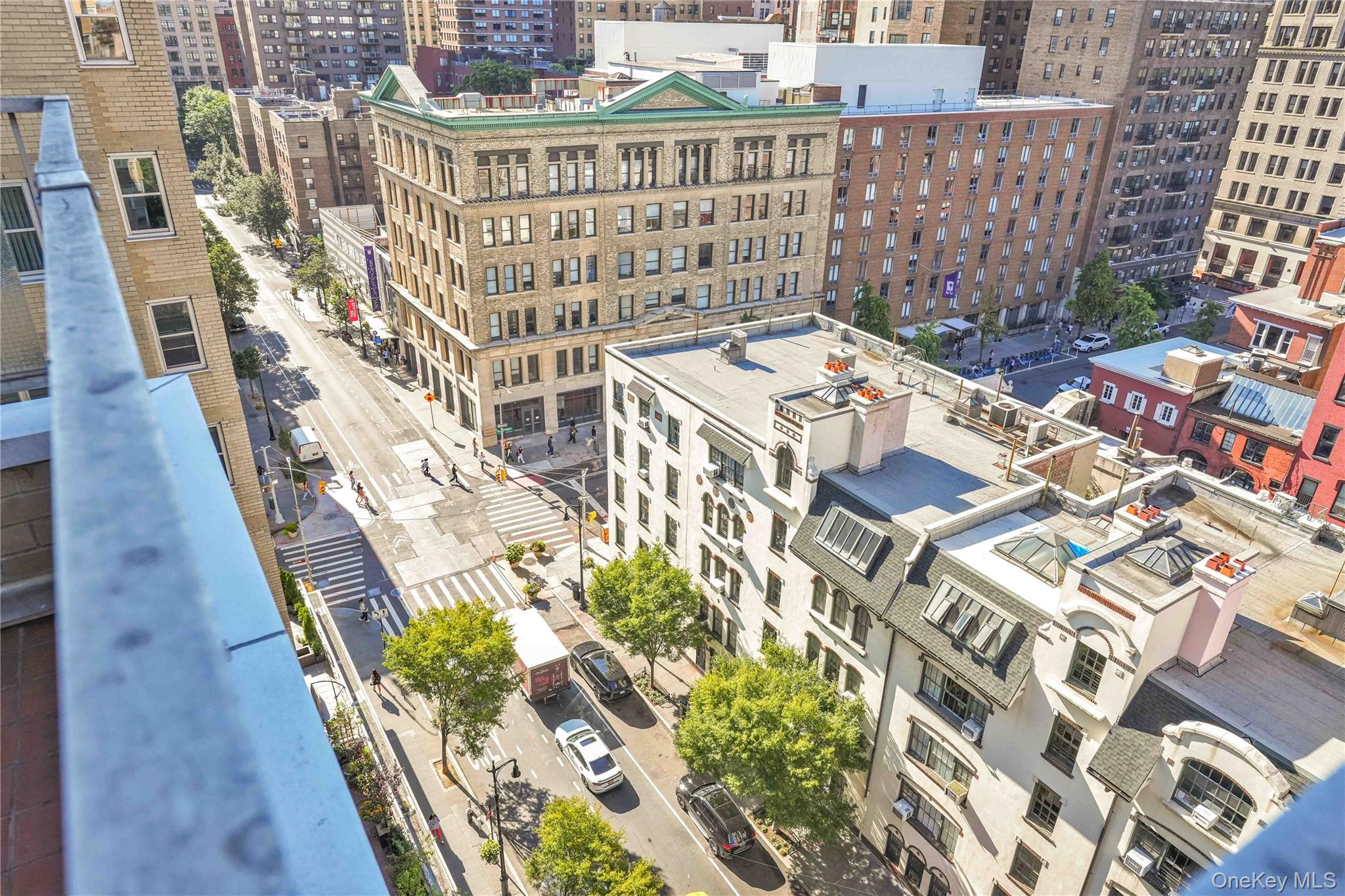 20 E 9th Street # 14O, New York (Manhattan), NY 10003