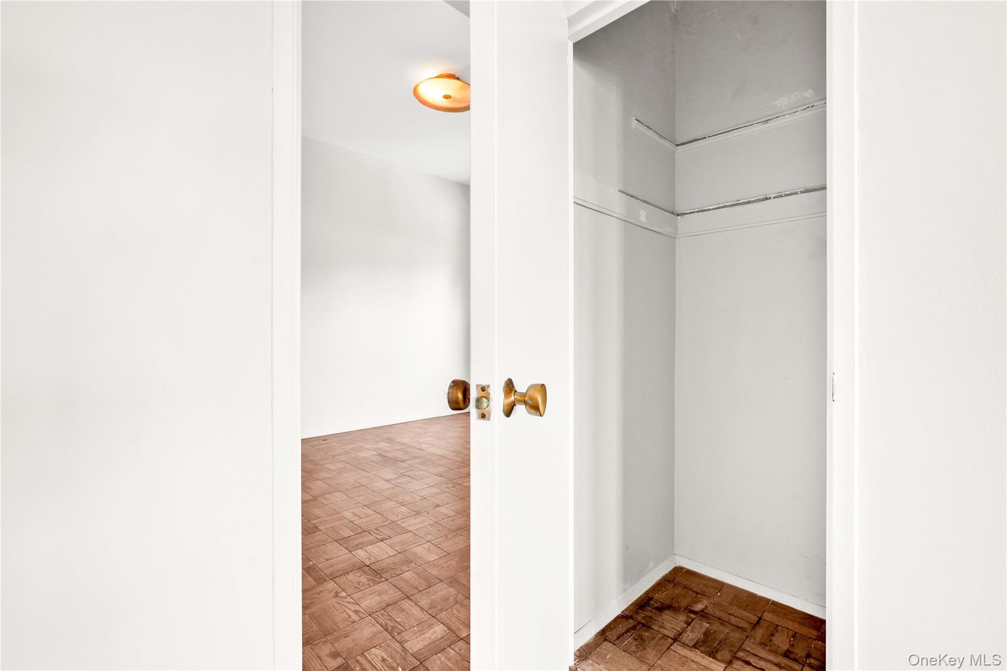 20 E 9th Street # 14O, New York (Manhattan), NY 10003