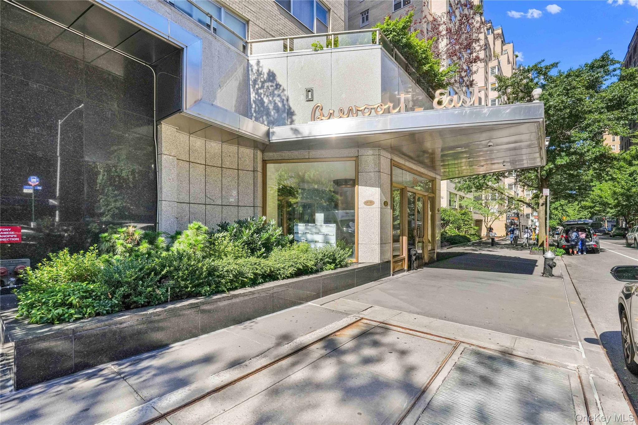 20 E 9th Street # 14O, New York (Manhattan), NY 10003