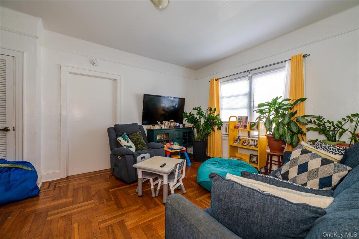 3031 Coddington Avenue, Bronx, NY 10461