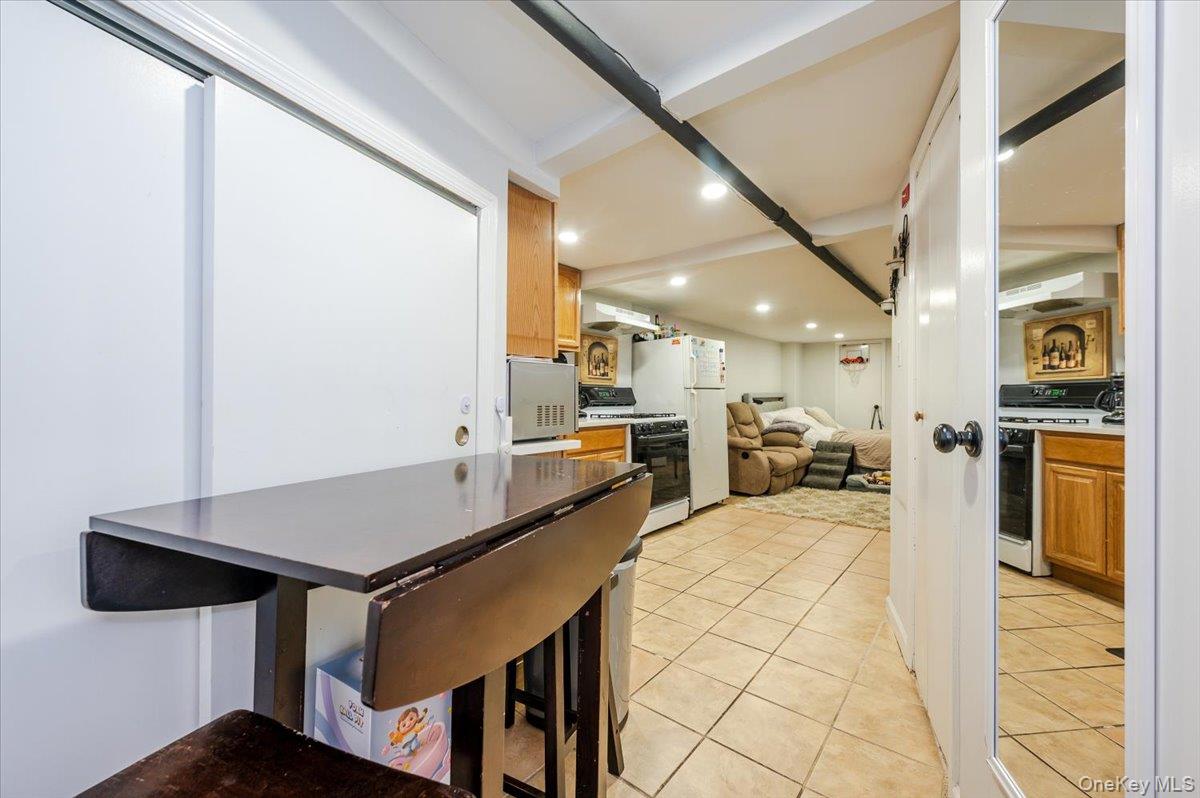 3031 Coddington Avenue, Bronx, NY 10461