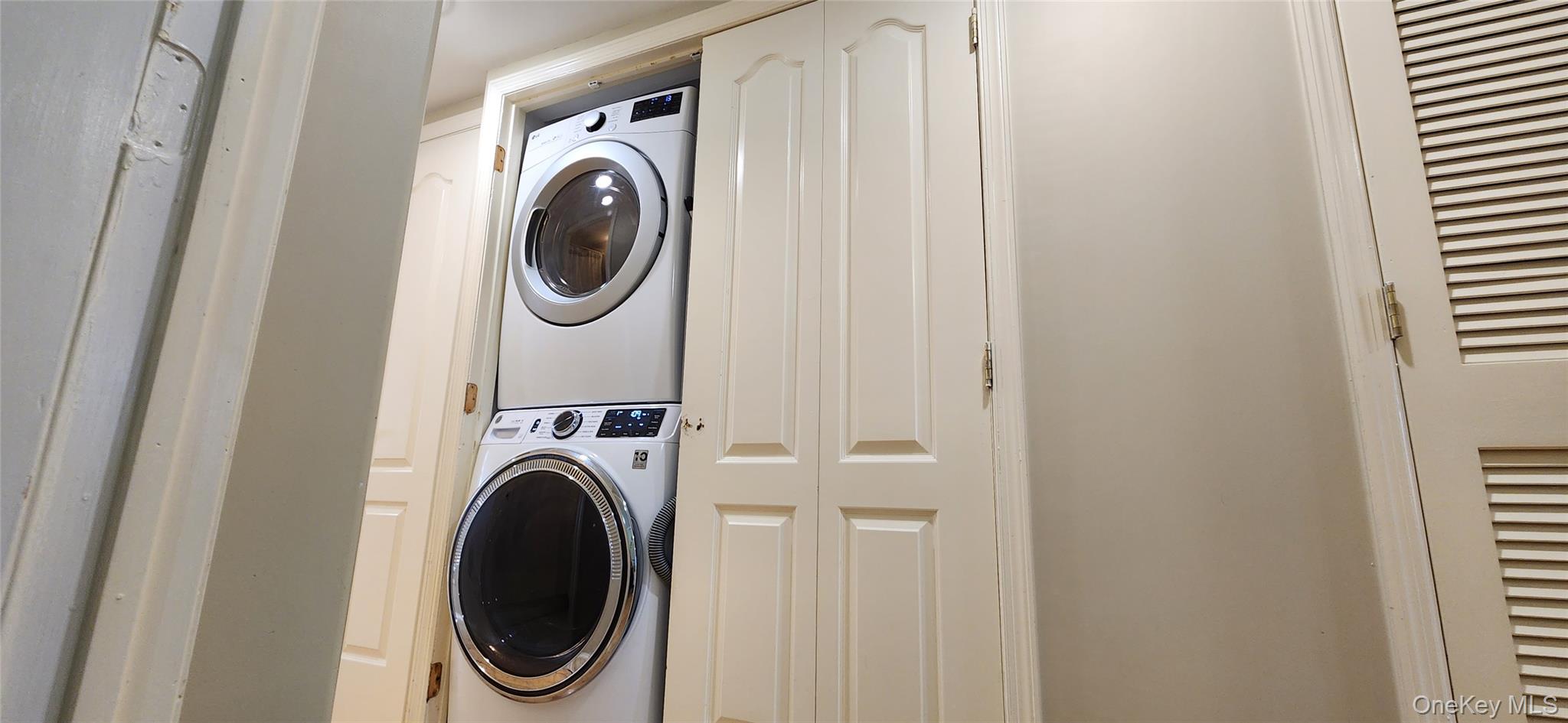 274 Wallabout Street # 7B, Brooklyn, NY 11206