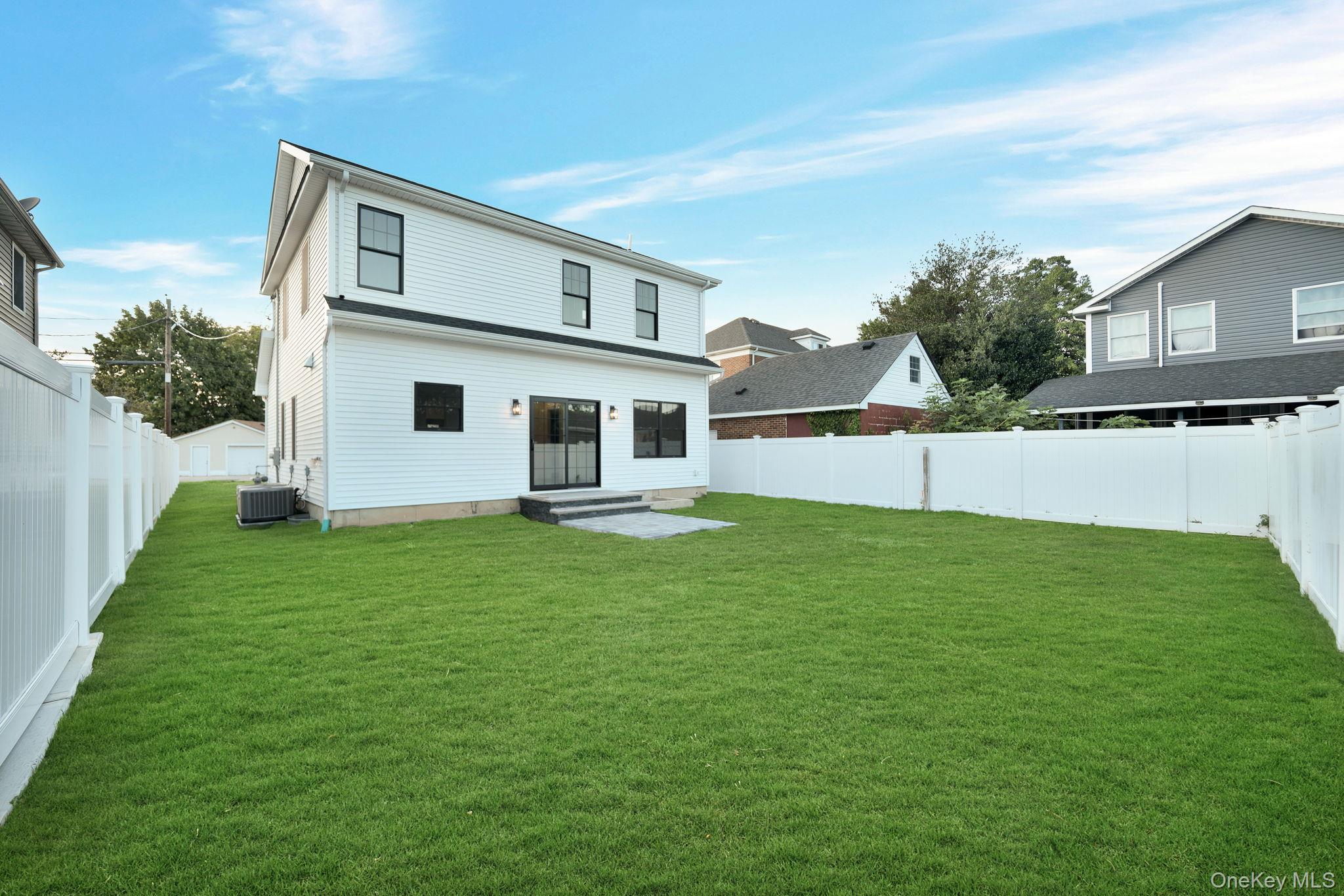 69 E. Cherry Street, Hicksville, NY 11801