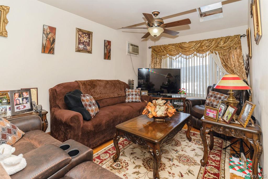 15317 110th Road, Jamaica, NY 11433