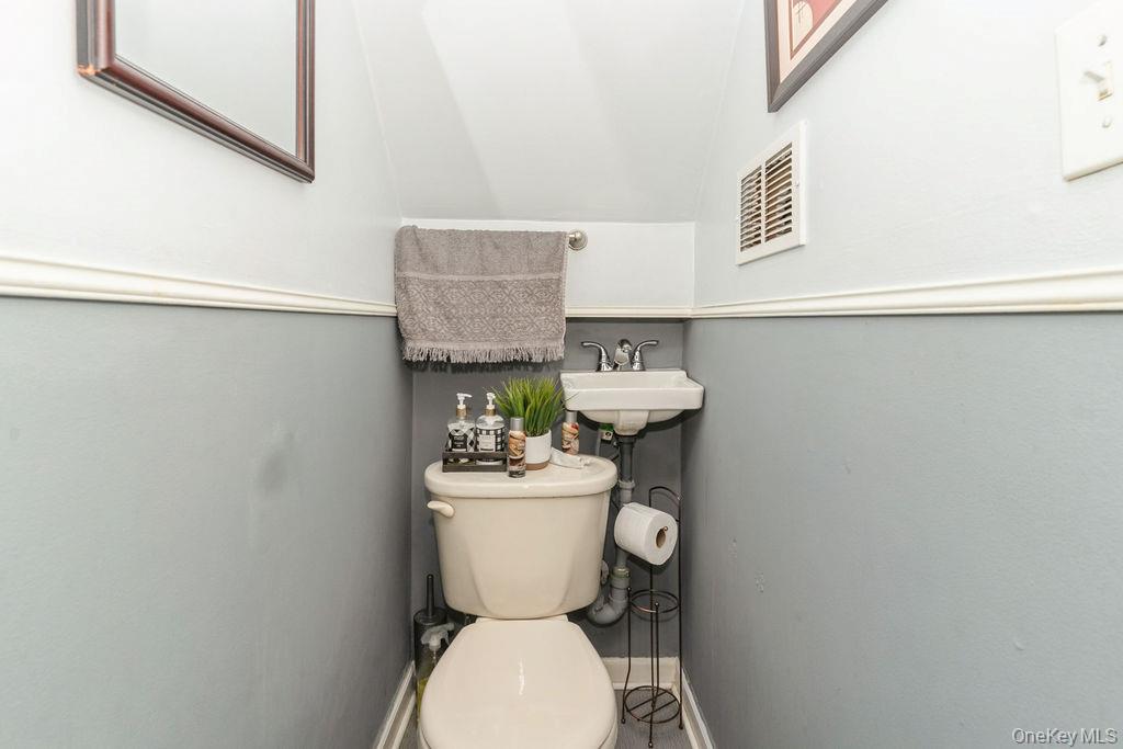 15317 110th Road, Jamaica, NY 11433