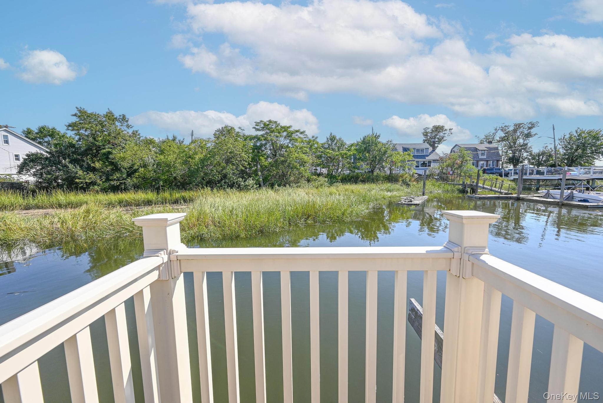 20 W 18th Road, Broad Channel, NY 11693