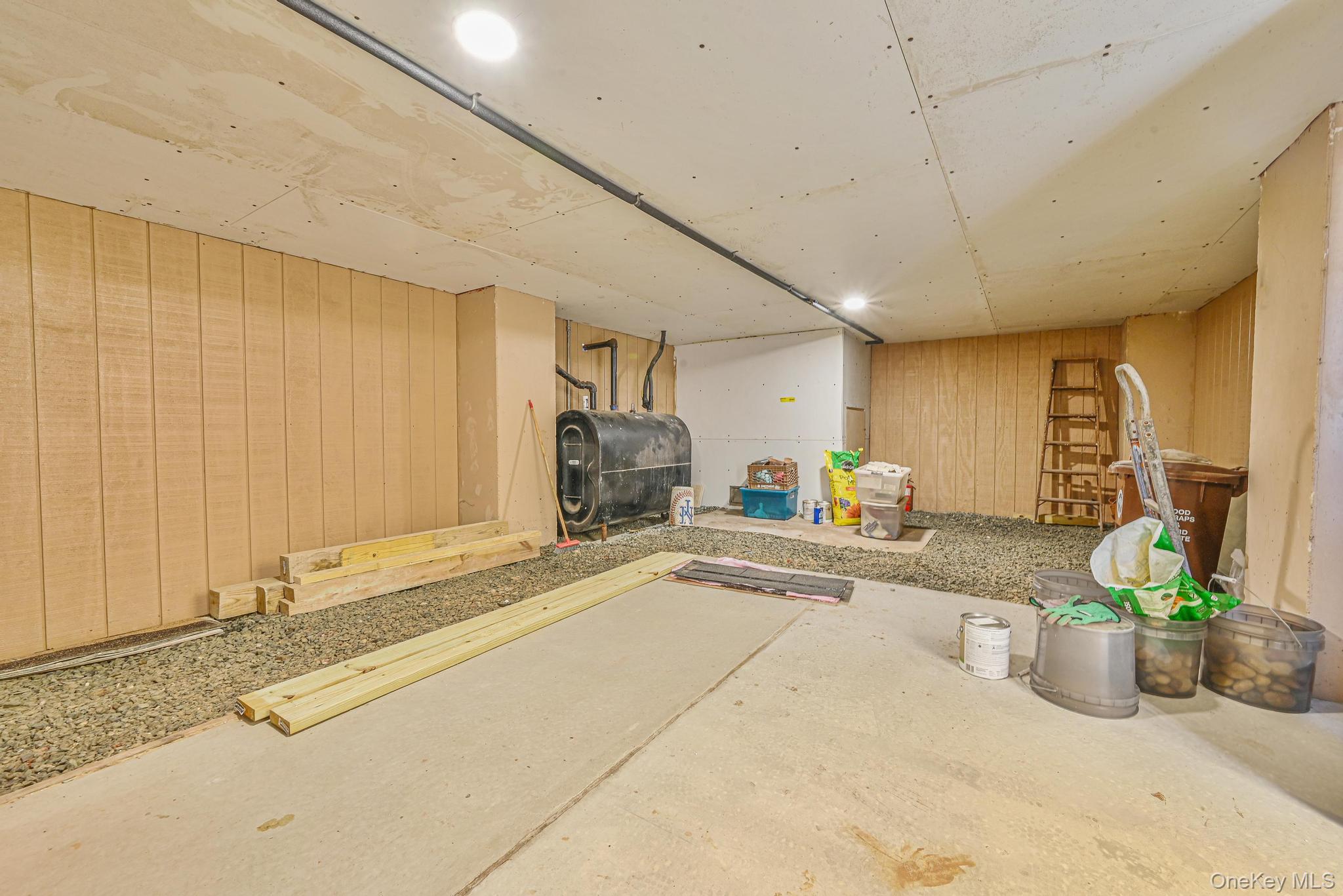 20 W 18th Road, Broad Channel, NY 11693