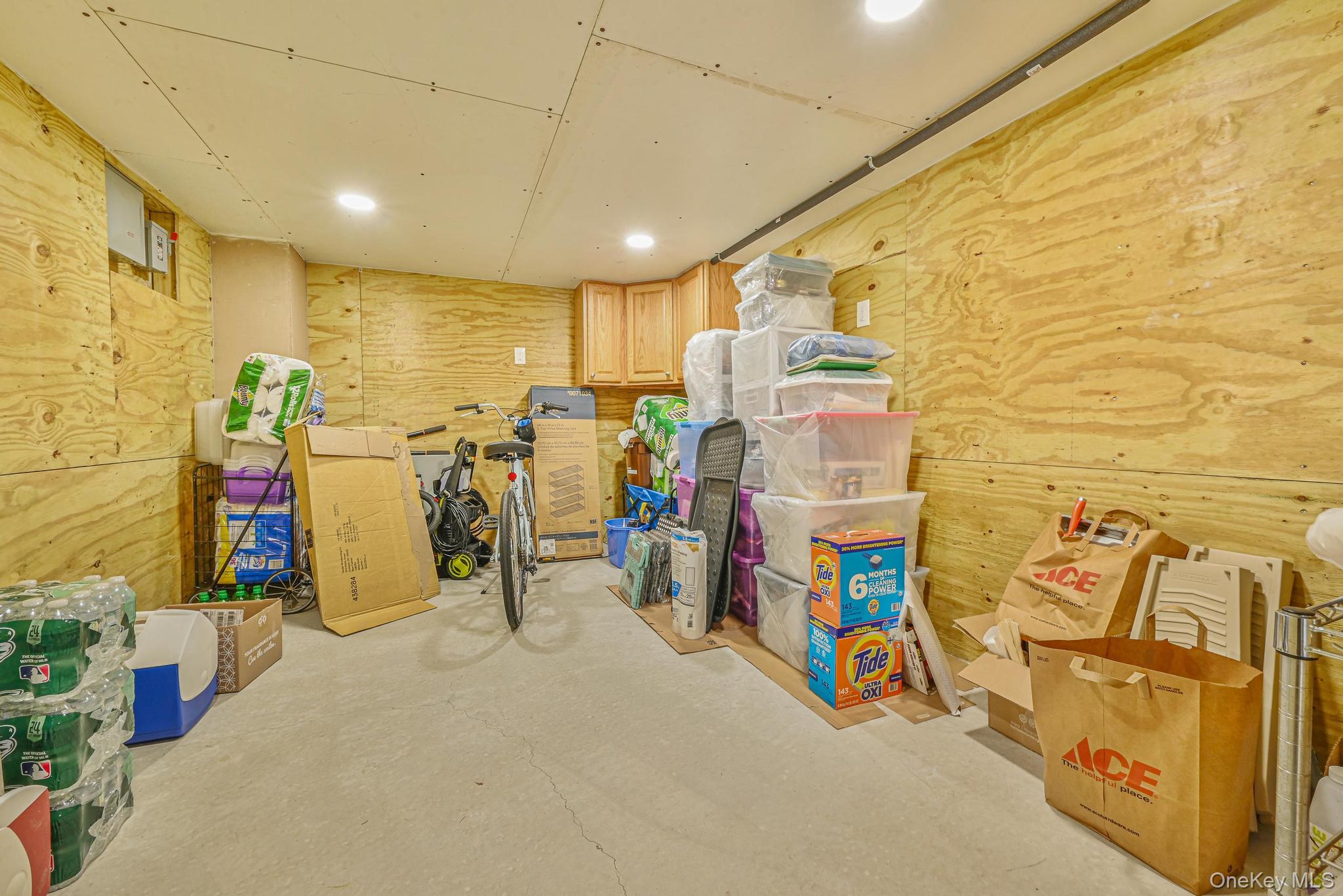 20 W 18th Road, Broad Channel, NY 11693