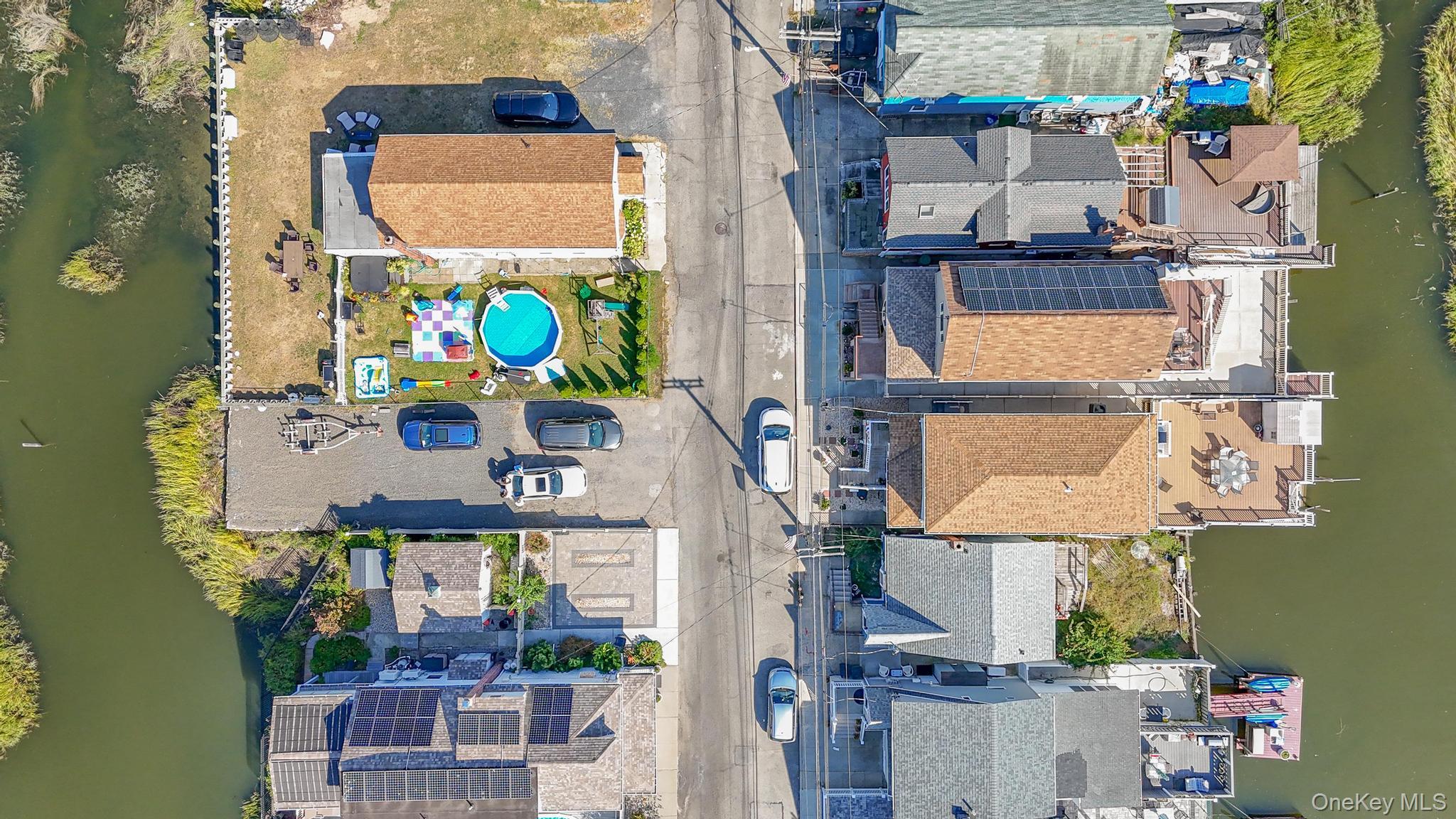 20 W 18th Road, Broad Channel, NY 11693