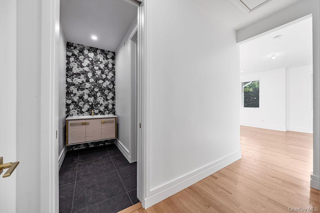 40 Singer Avenue # 201, Spring Valley, NY 10977