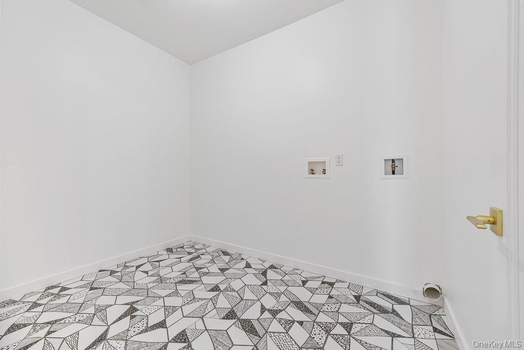 40 Singer Avenue # 201, Spring Valley, NY 10977