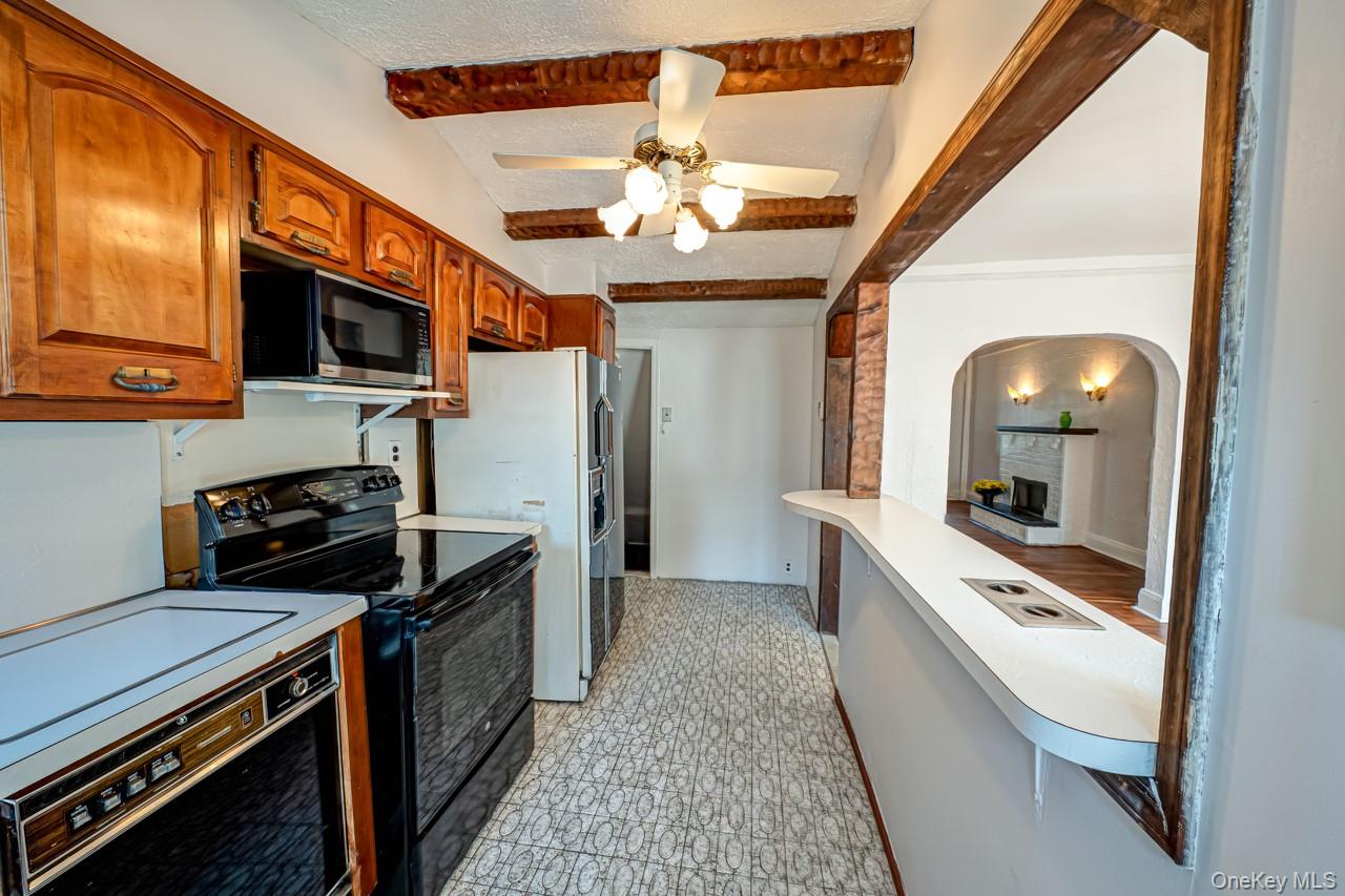 2931 167th Street, Flushing, NY 11358