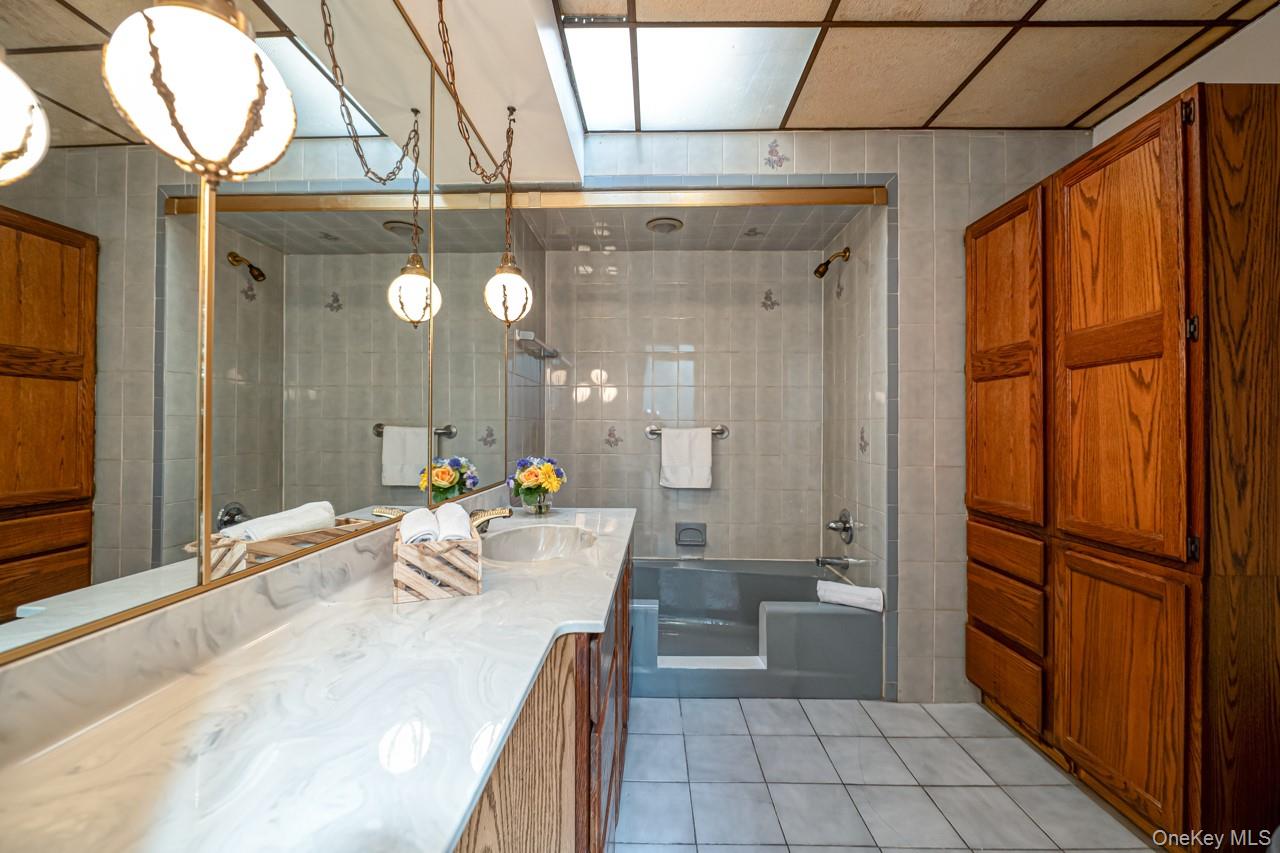 2931 167th Street, Flushing, NY 11358