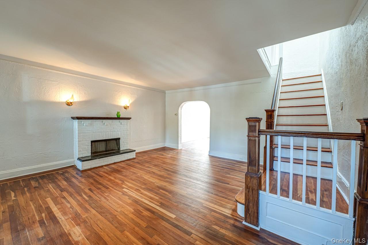 2931 167th Street, Flushing, NY 11358