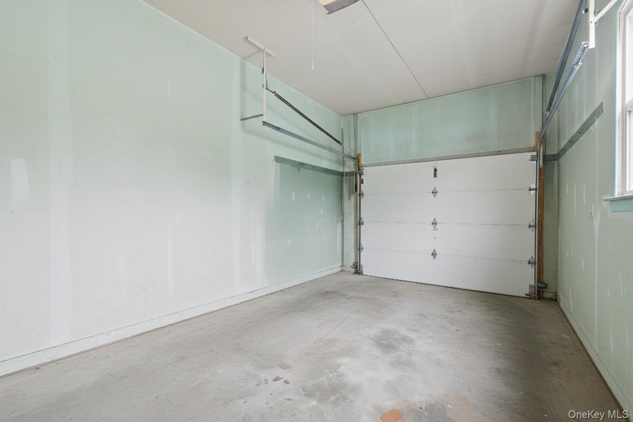 18 halsey Street, Freeport, NY 11520