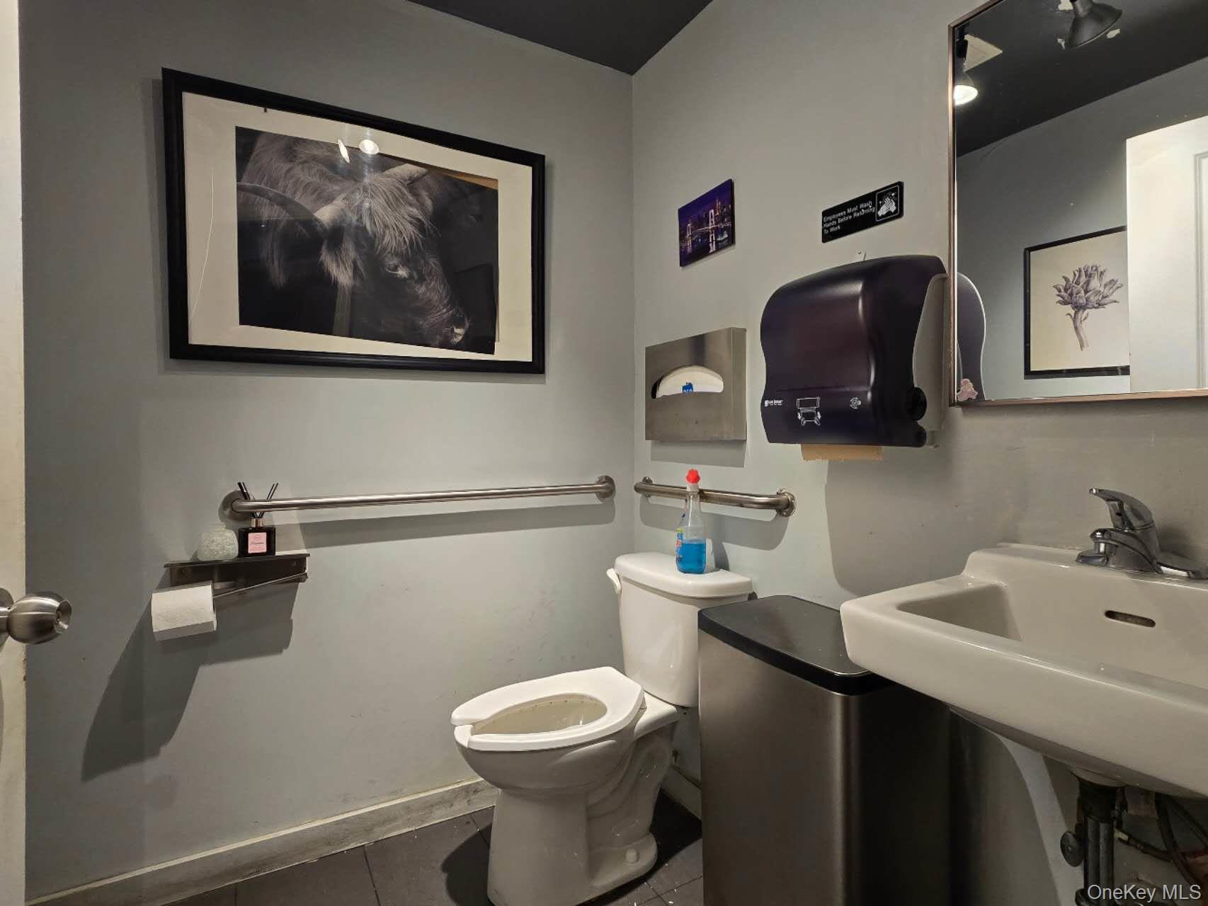 4218 Bell Boulevard, Bayside, NY 11361