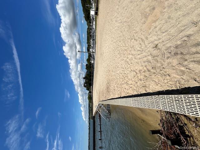 26 Canvasback Lane, East Quogue, NY 11942