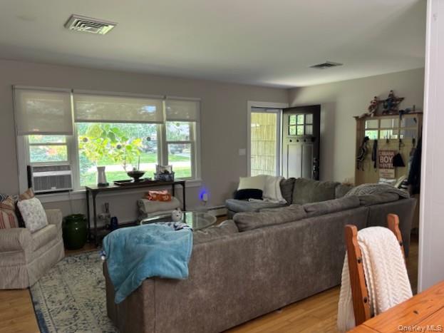 26 Canvasback Lane, East Quogue, NY 11942