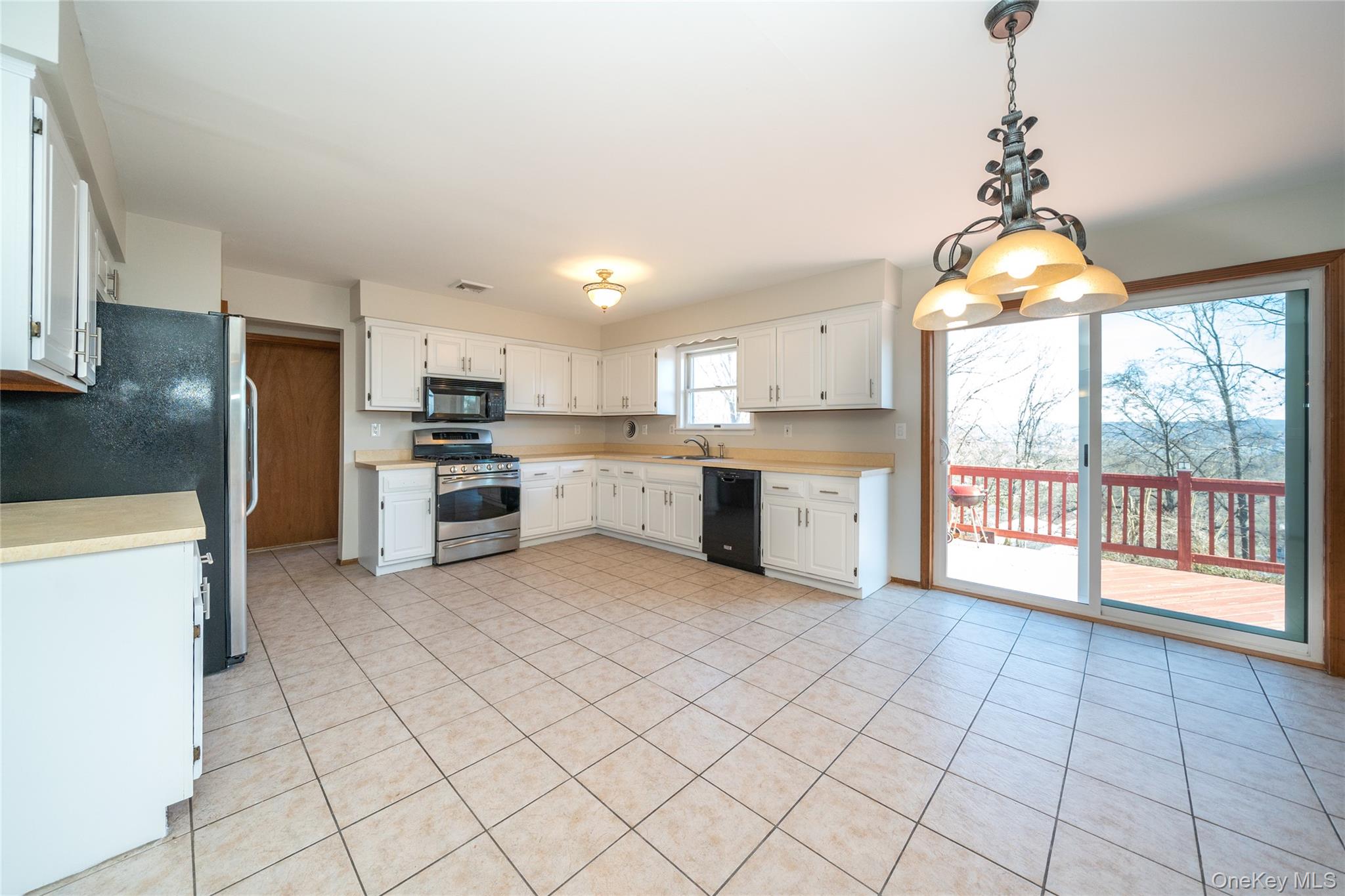 62 Walter Drive, Stony Point, NY 10980