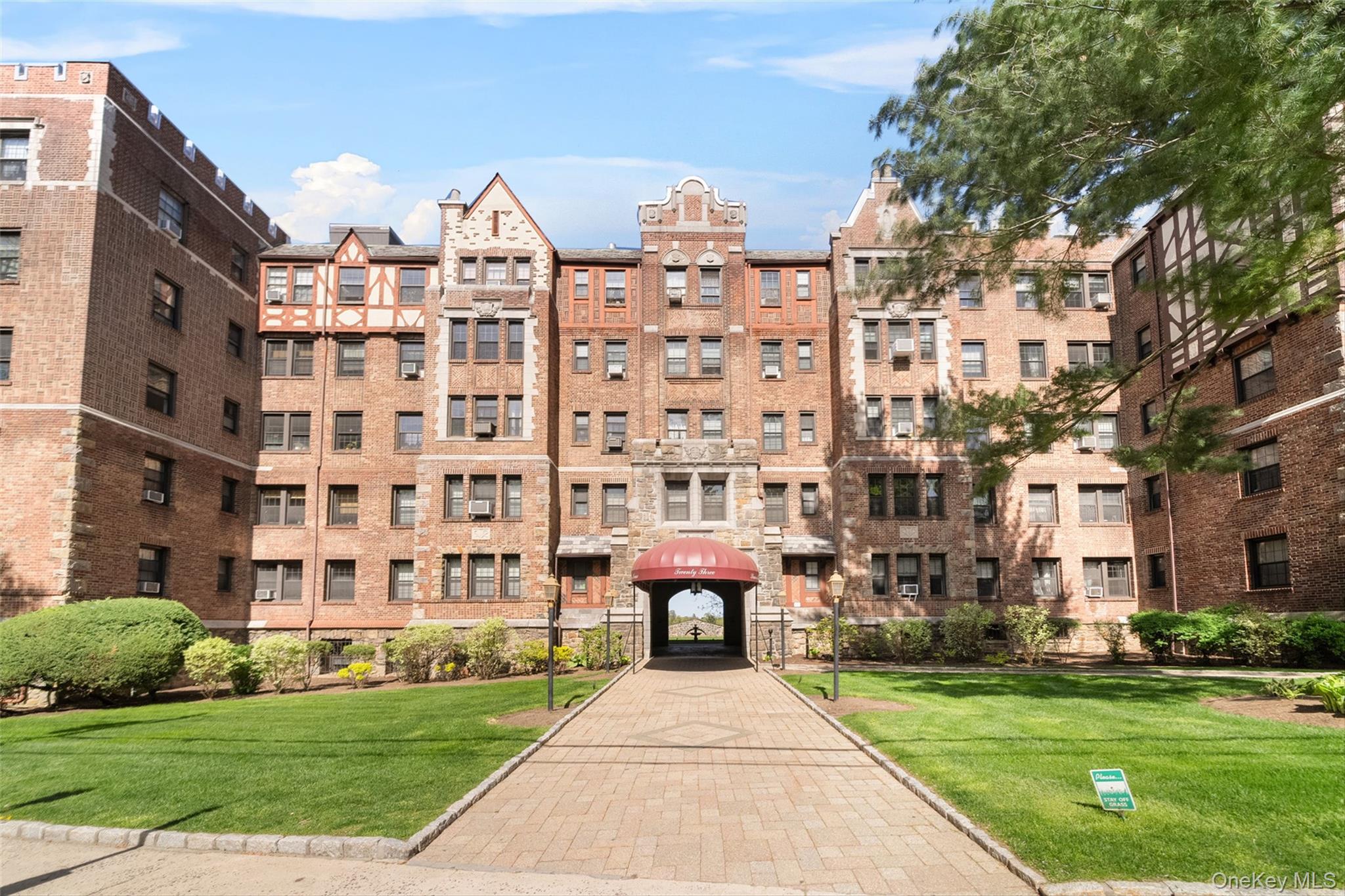 23 Old Mamaroneck Avenue # 5B, White Plains, NY 10603