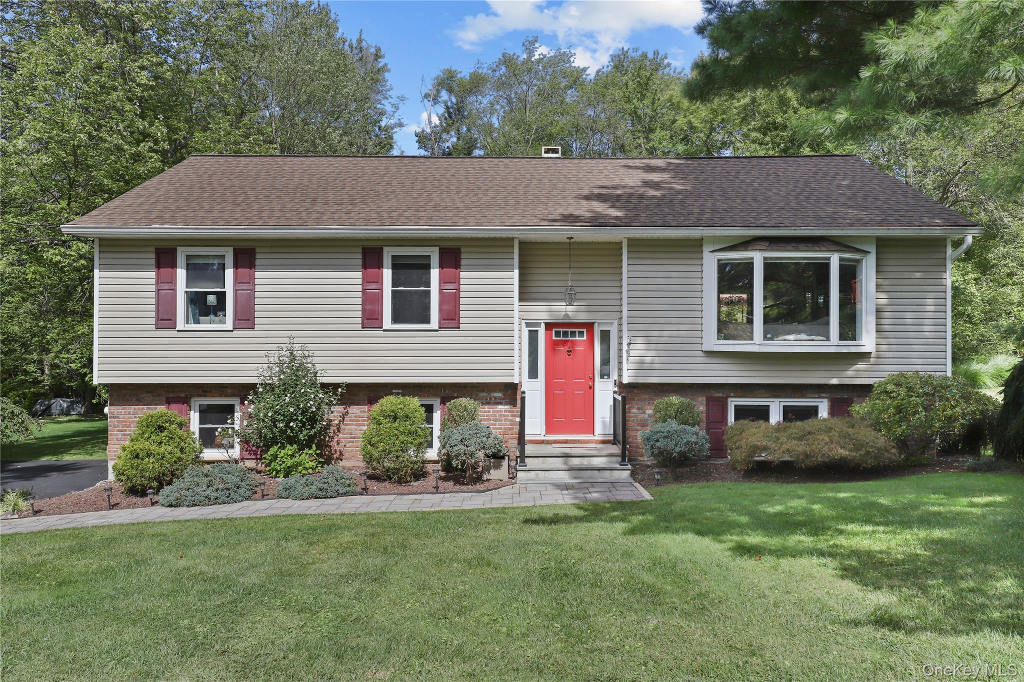 612 Challinor Drive, Yorktown Heights, NY 10598