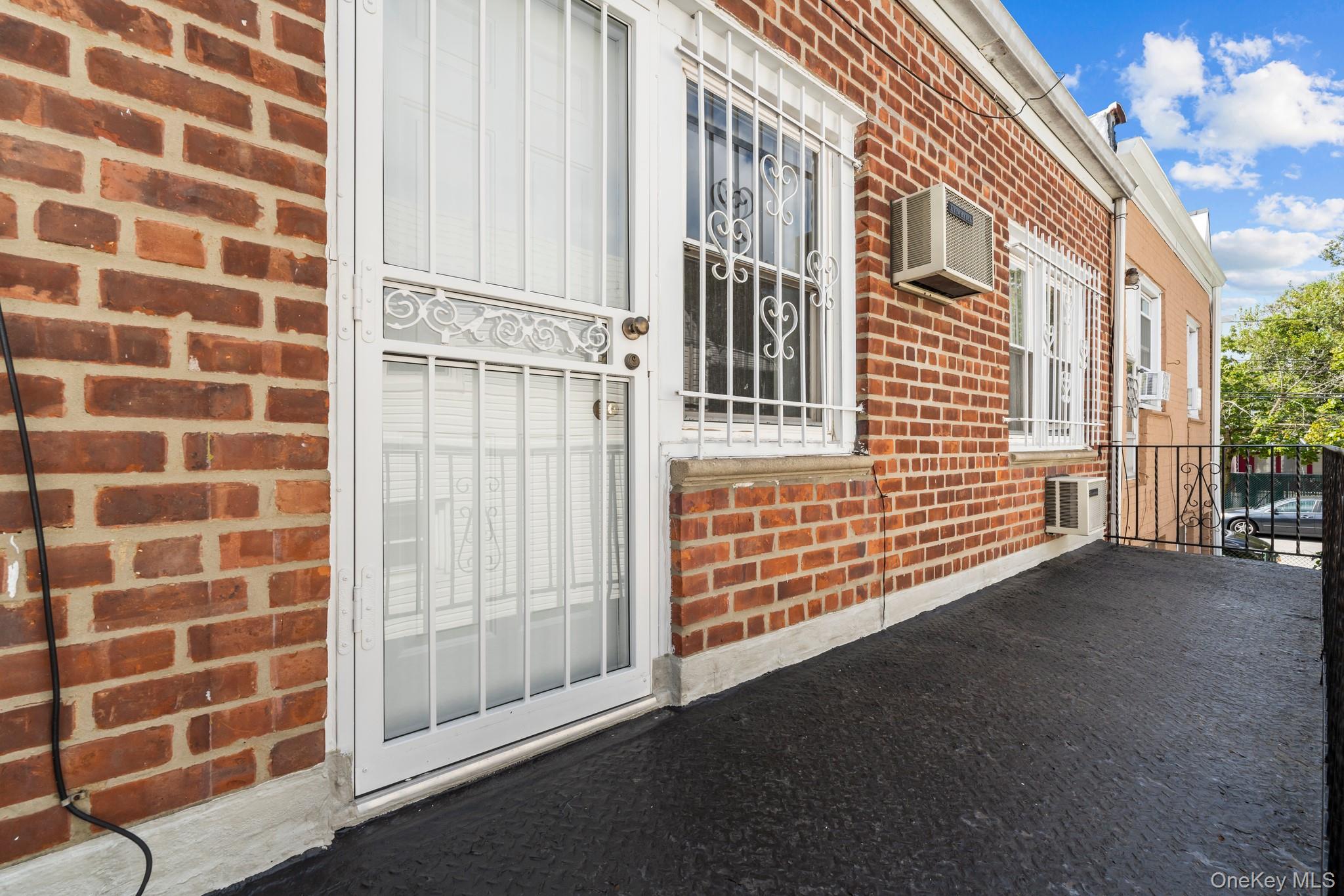 6973 Juniper Boulevard S, Middle Village, NY 11379