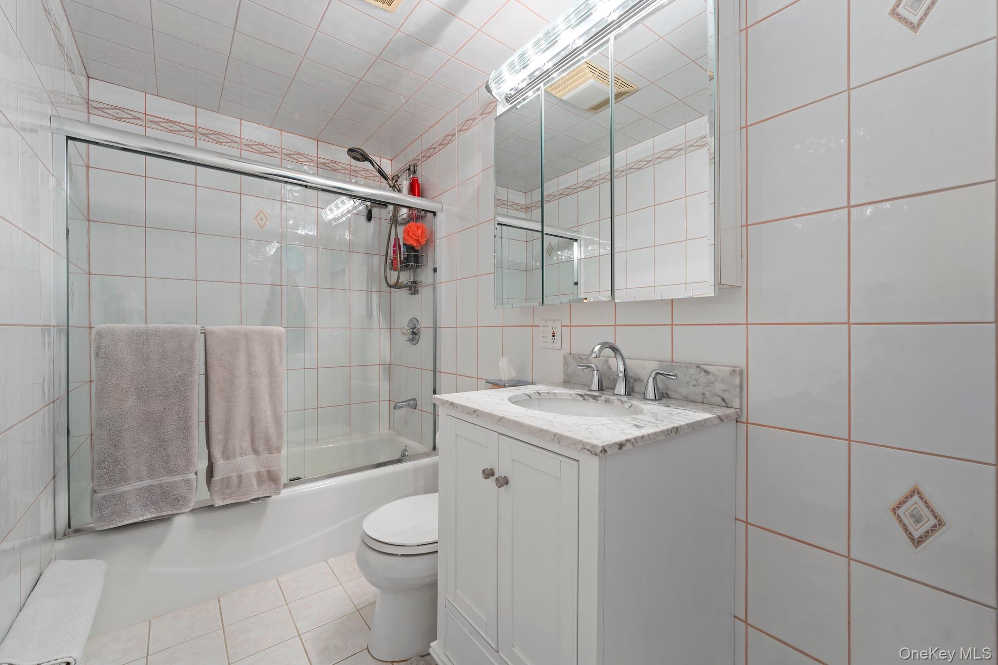 6973 Juniper Boulevard S, Middle Village, NY 11379