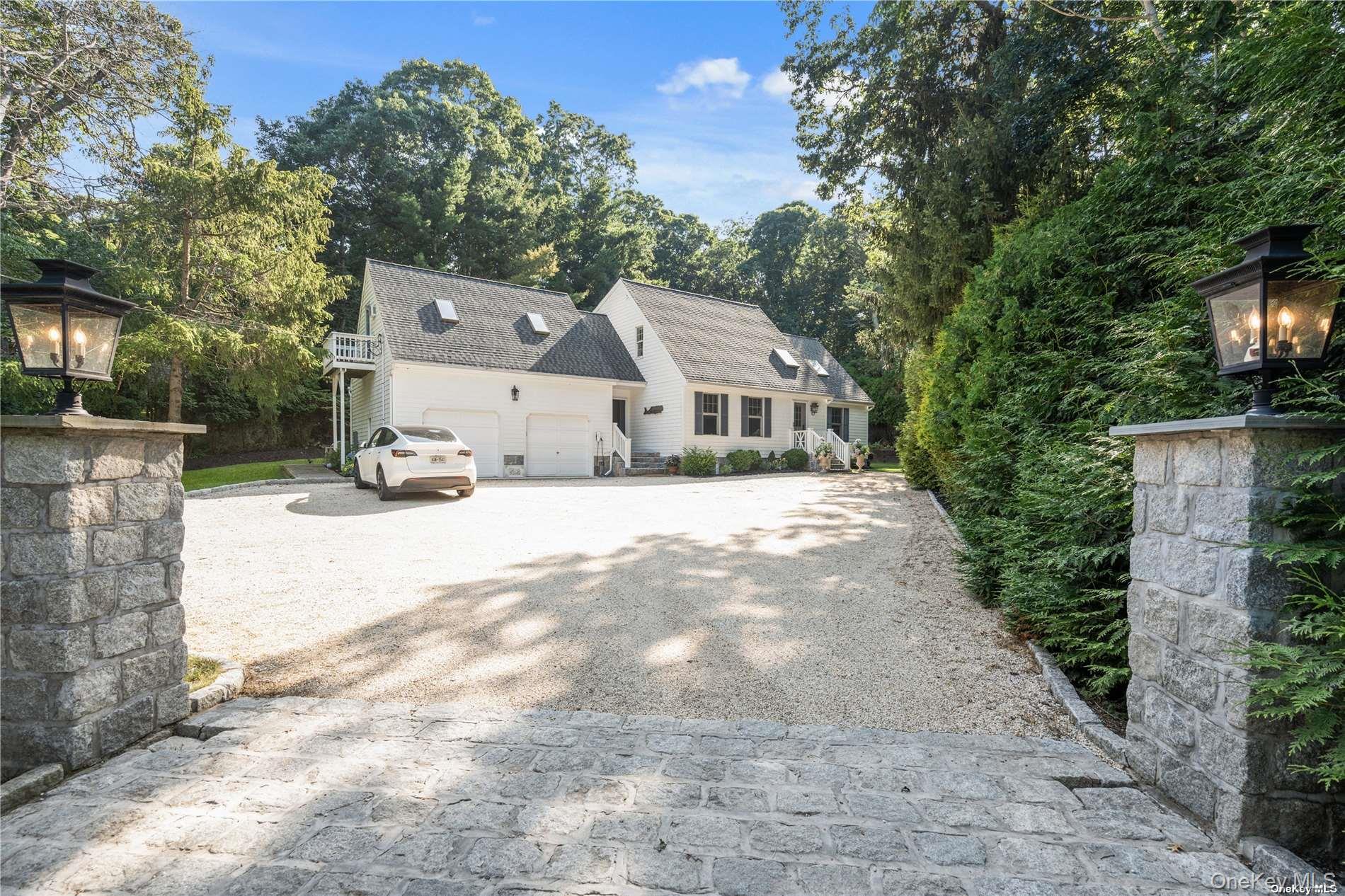 2421 Noyac Road, Sag Harbor, NY 11963