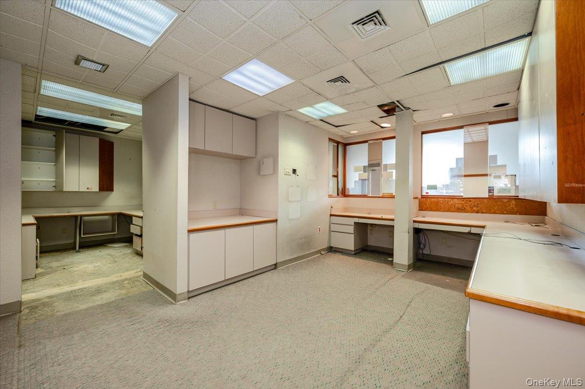 195 N Village Avenue # Suite 1, Rockville Centre, NY 11570