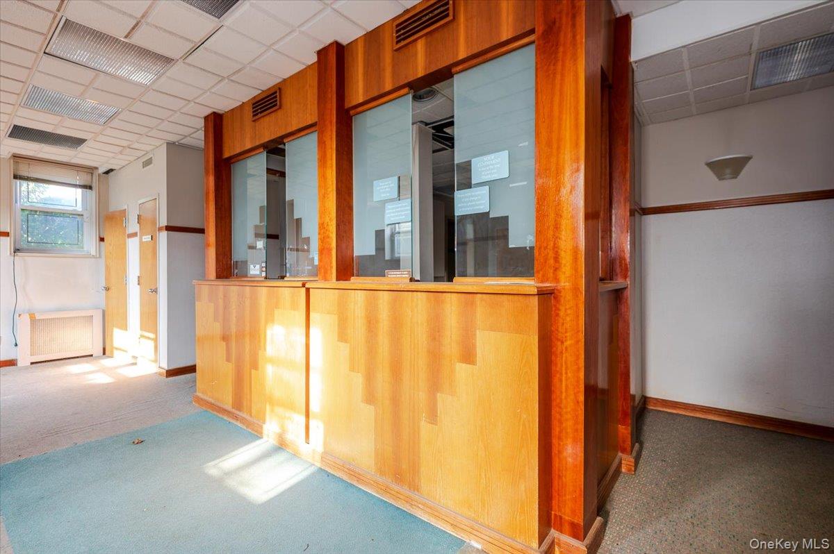 195 N Village Avenue # Suite 1, Rockville Centre, NY 11570