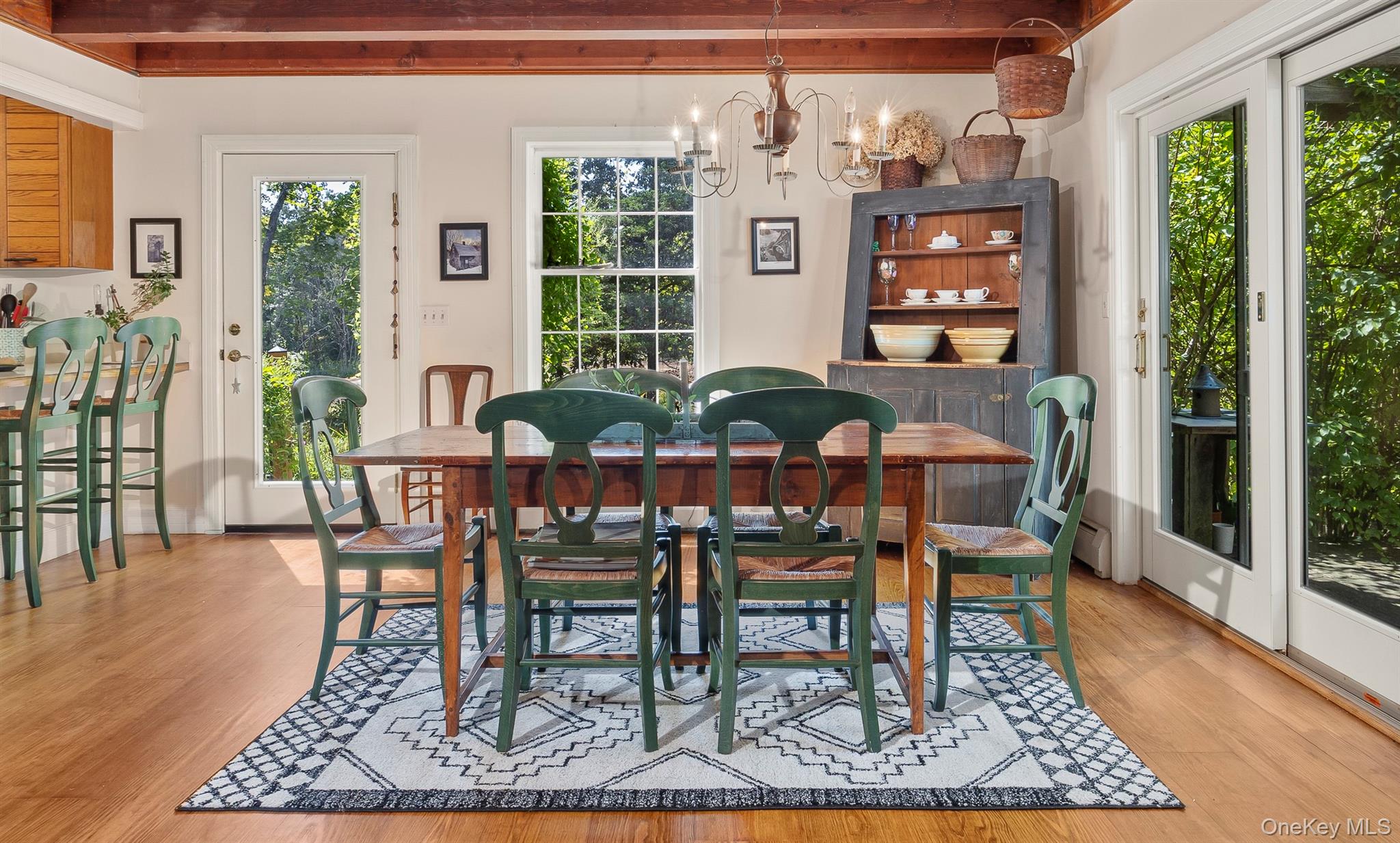 91 Mountain View Road, Rhinebeck, NY 12572