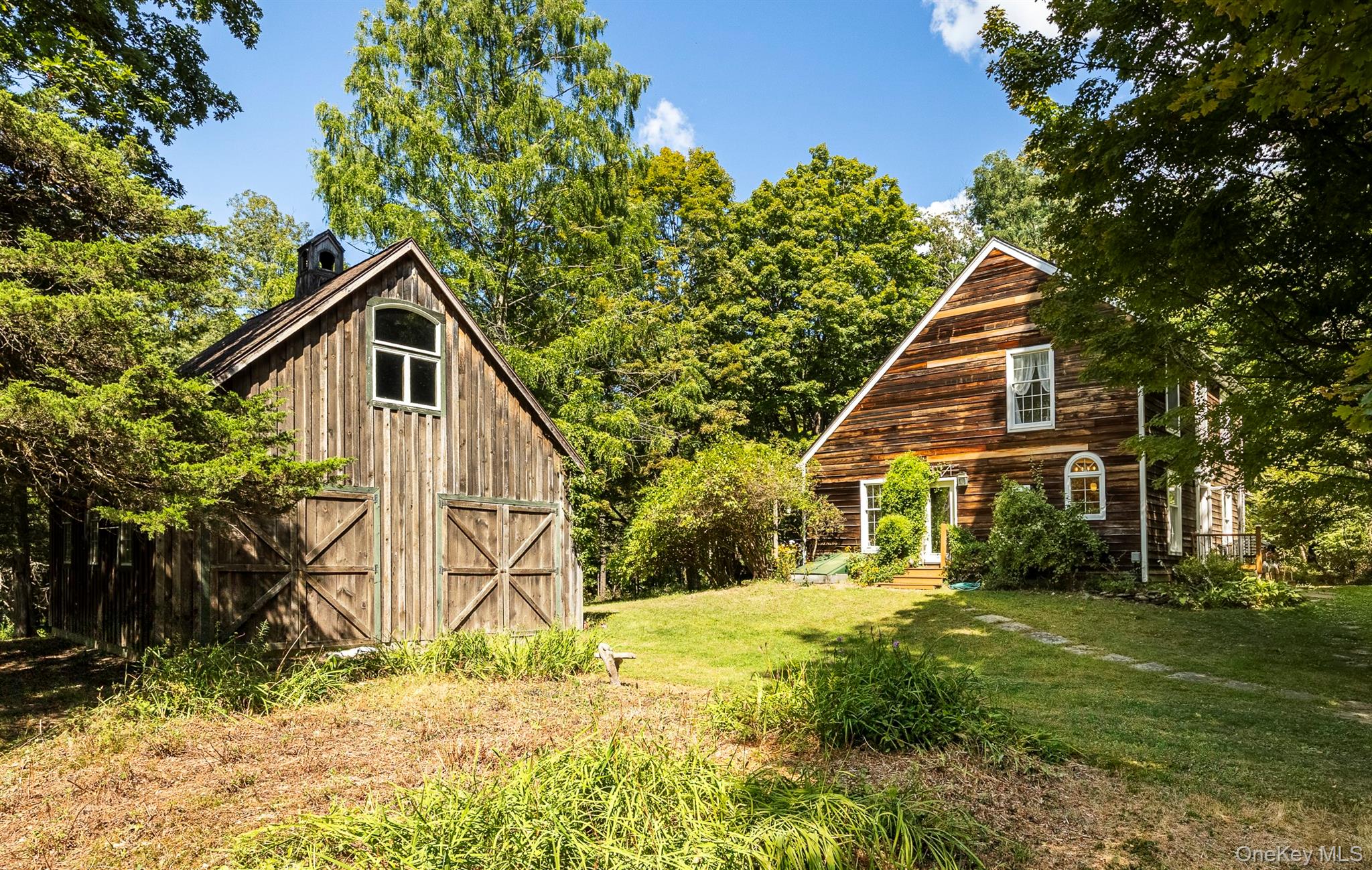 91 Mountain View Road, Rhinebeck, NY 12572